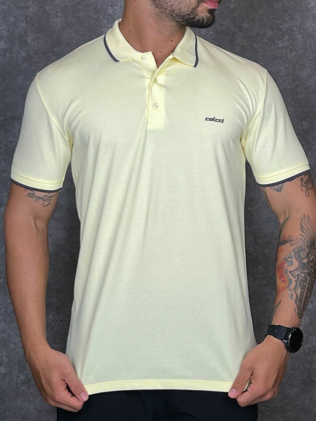 photo-2025-09-14-23-22-40-6-a801710754c4707b5217579619843120-1024-1024 Polo Colcci Amarelo P - Imagem 1